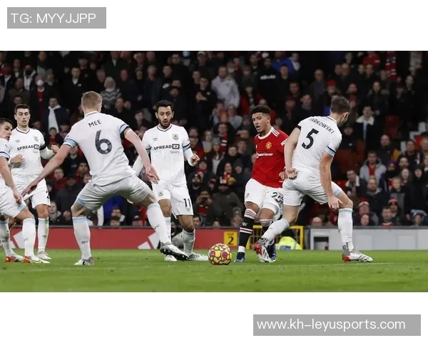 英超足球新手必看技术入门指南助你快速掌握比赛技巧与战术分析