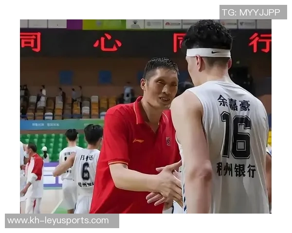 杭州篮球队节奏解析与欧冠足球的精彩对比探讨 杭州篮球队节奏解析与欧冠足球的精彩对比探讨