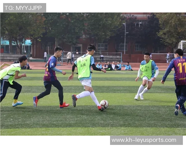 深圳羽毛球队灵活性创新高引发关注欧冠足球赛事热潮再起